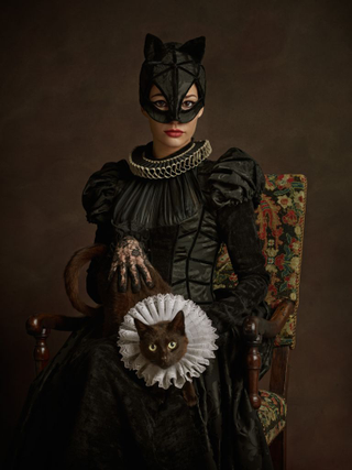 Illustration for article titled Hogy nézett volna ki a Macskanő és Batman a 16. században?
